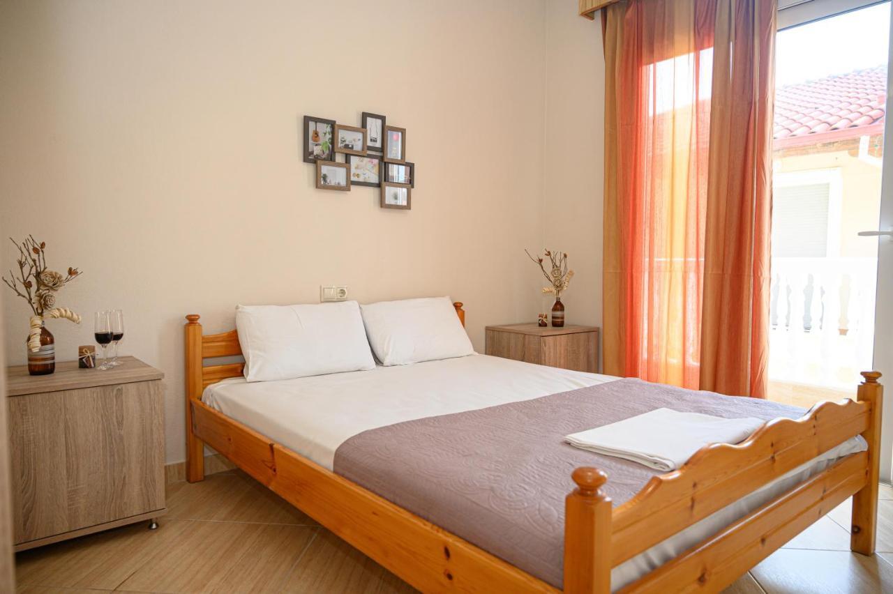 Anastasios Room'S Olympiakí Aktí Exterior foto